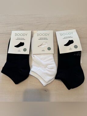 BOODY Women’s Cushioned Ankle Socks - Black & White (3 Pack)